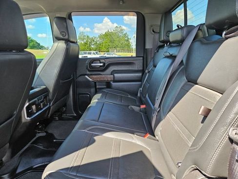 Used 2021 GMC Sierra 3500 Denali w/ Denali Black Diamond Edition AWD/4WD image 25