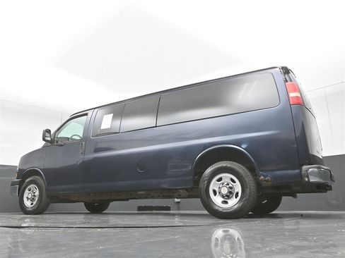 Used 2014 Chevrolet Express 3500 LT w/ LT Preferred Equipment Group image 34