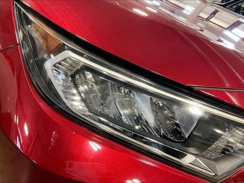 Used 2019 Toyota RAV4 XLE w/ Convenience Package AWD/4WD image 28