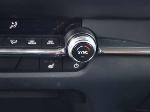 Certified 2025 MAZDA CX-30 AWD 2.5 S w/ Preferred Package image 28