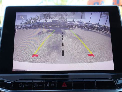 Used 2024 Jeep Compass Latitude w/ Convenience Group image 37