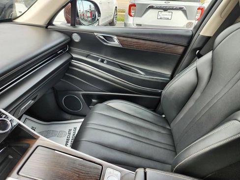 Used 2021 Genesis GV80 3.5T image 16