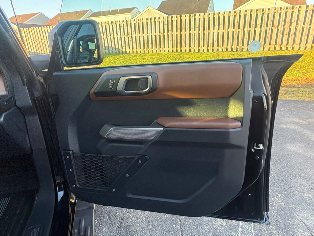 Used 2023 Ford Bronco Outer Banks AWD/4WD image 41