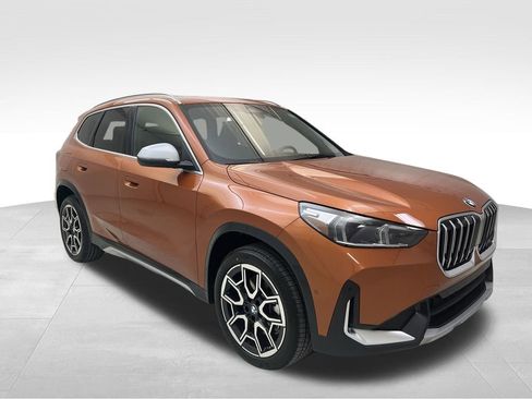 New 2023 BMW X1 xDrive28i w/ Convenience Package image 2