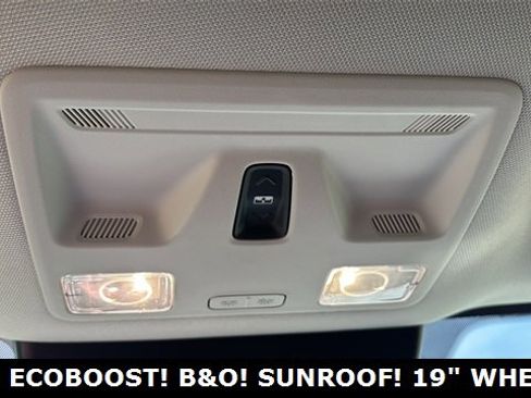 New 2025 Ford Maverick Lobo image 28