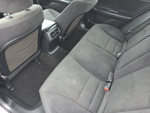 Used 2014 Honda Accord EX image 12