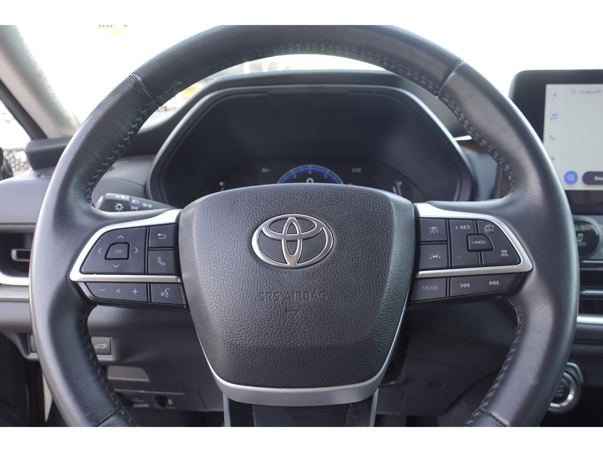 Certified 2025 Toyota Grand Highlander AWD image 14