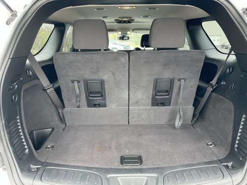 Used 2020 Dodge Durango SXT w/ Trailer Tow Group IV AWD/4WD image 17