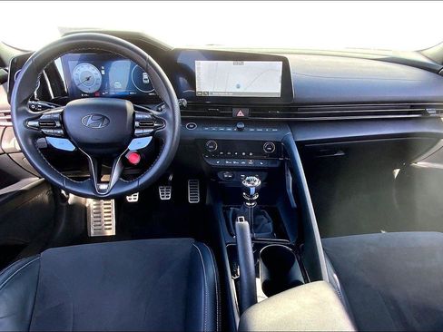 Used 2025 Hyundai Elantra N image 13
