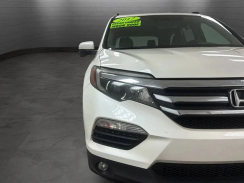 Used 2017 Honda Pilot EX-L image 3
