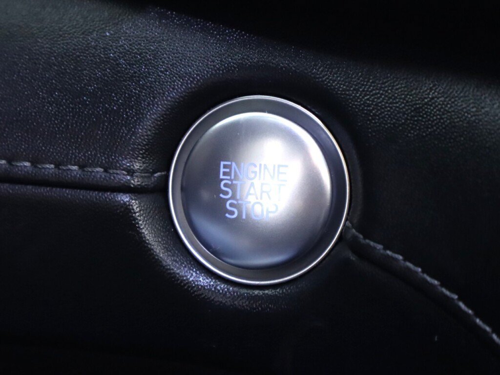 Used 2021 Hyundai Santa Fe SEL w/ Convenience + Premium Package FWD image 24