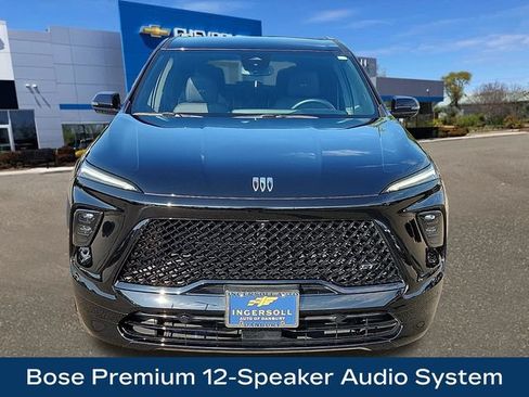 Used 2025 Buick Enclave Sport Touring AWD/4WD image 2