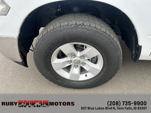 Used 2022 RAM 1500 Classic SLT w/ Electronics Group AWD/4WD image 16