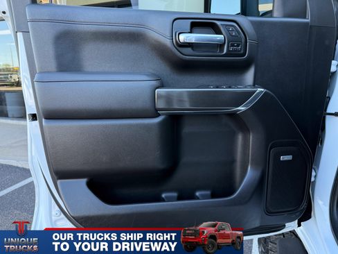 Used 2021 GMC Sierra 1500 AT4 w/ Technology Package image 17