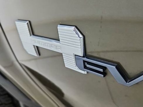 Used 2025 GMC Hummer EV 2X w/ LPO, Cargo Utility Package image 16