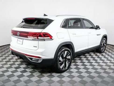 New 2026 Volkswagen Atlas Cross Sport SEL AWD/4WD image 30
