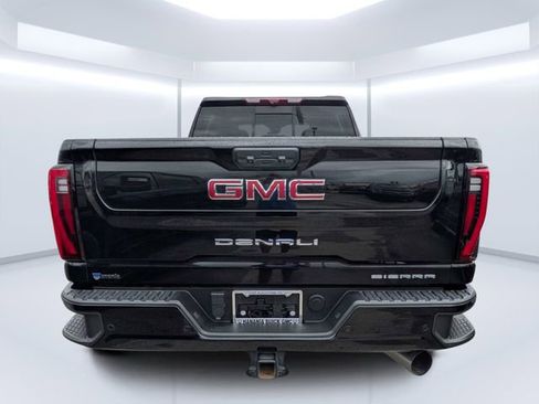 Used 2024 GMC Sierra 2500 Denali w/ Denali Reserve Package AWD/4WD image 4