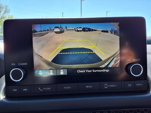 Used 2025 Honda HR-V LX image 4