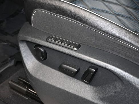 Used 2024 Volkswagen Atlas Cross Sport SEL Premium R-Line image 13