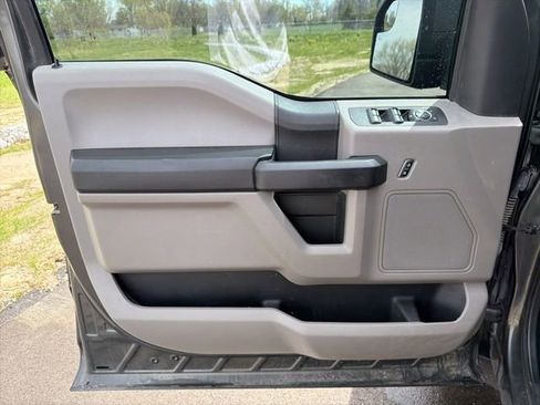 Used 2020 Ford F150 XL image 28