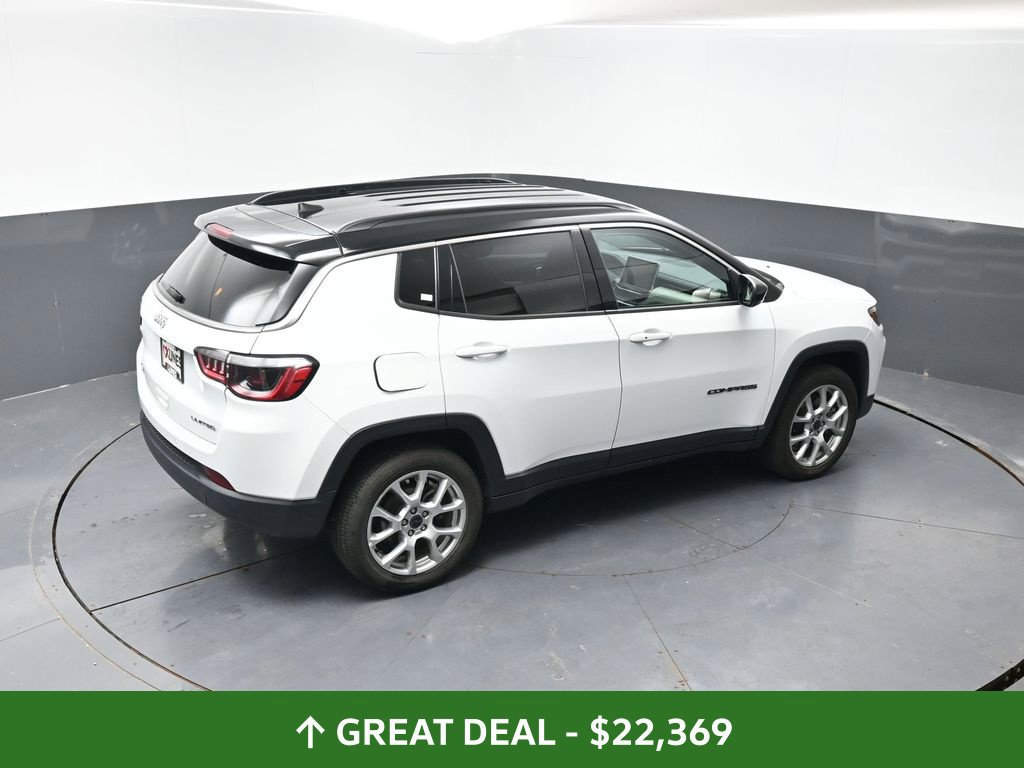 Used 2025 Jeep Compass Limited AWD/4WD image 43