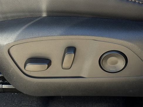 New 2026 Chevrolet Traverse High Country image 23