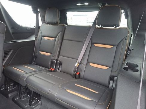 Used 2023 GMC Yukon AT4 image 12