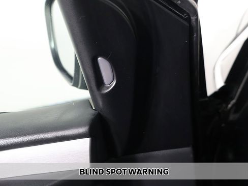 Used 2024 Nissan Murano SV image 4