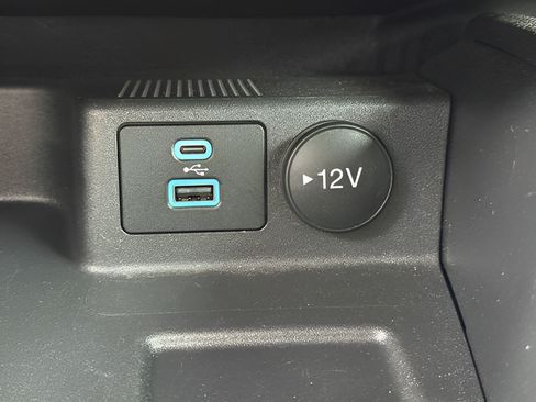 Used 2023 Ford Escape Active AWD/4WD image 11