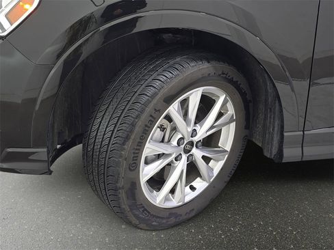 Used 2025 Audi Q3 2.0T Premium Plus w/ Premium Plus Package image 33