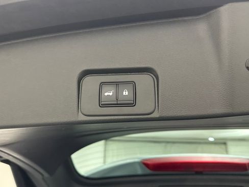 Certified 2023 Nissan Rogue SL w/ SL Premium Package image 27