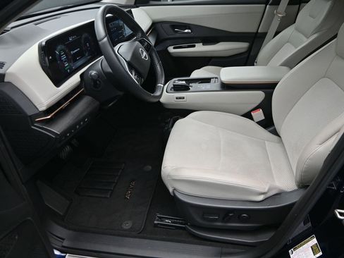 Used 2023 Nissan Ariya FWD image 15