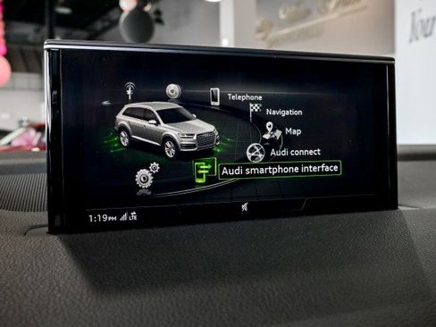 Used 2019 Audi Q7 2.0T Premium w/ Cold Weather Package image 43