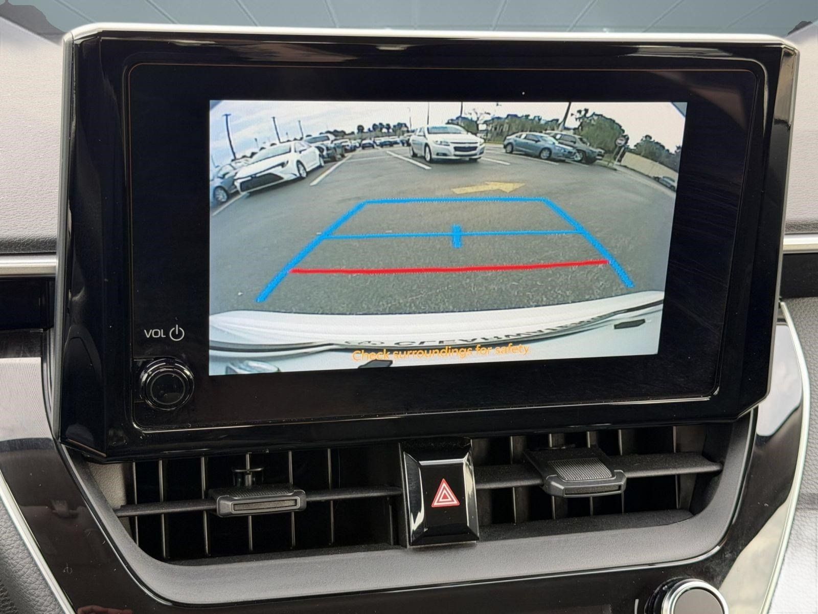 Used 2024 Toyota Corolla LE FWD image 19