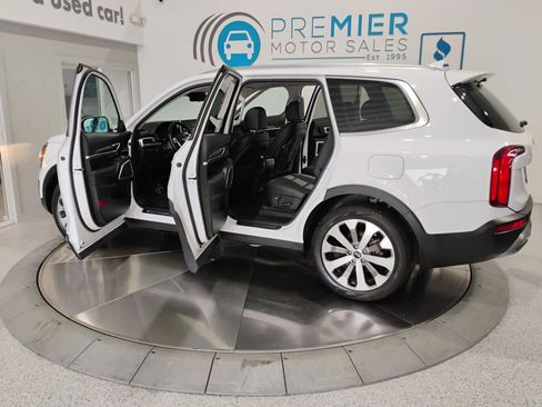 Used 2021 Kia Telluride S image 6
