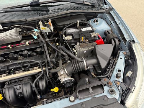 Used 2009 Ford Focus SE image 28