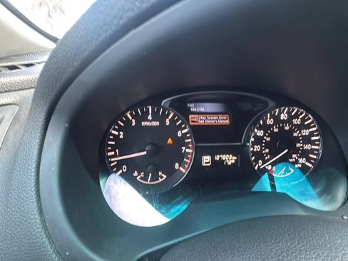 Used 2015 Nissan Altima 2.5 S w/ Power Driver Seat Package FWD image 11