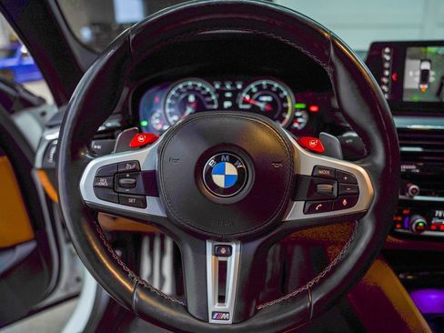 Used 2019 BMW M5 image 7