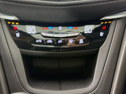 Certified 2023 Cadillac XT5 Sportv w/ Technology Package image 16