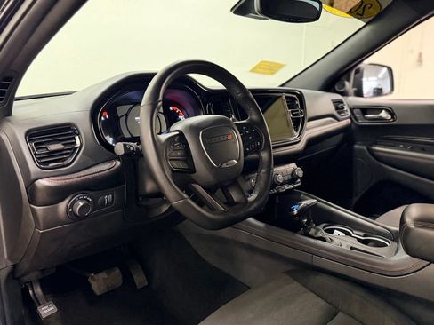 Used 2023 Dodge Durango GT AWD/4WD image 11