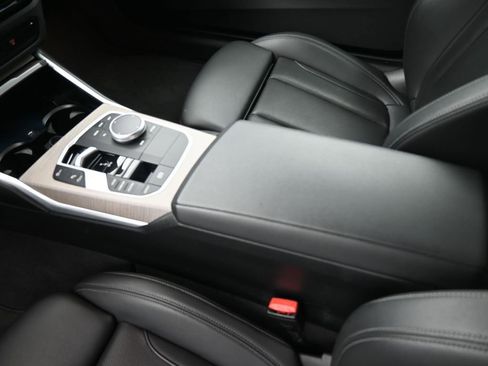 Used 2025 BMW 430i Coupe RWD image 9