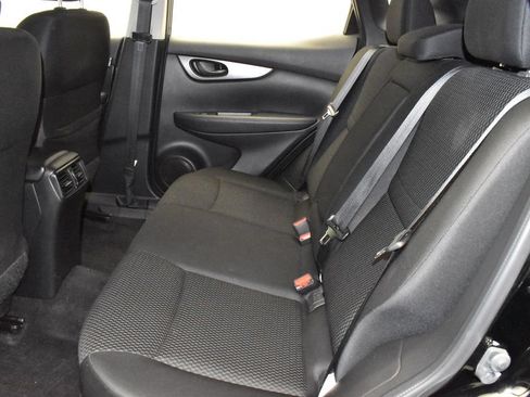 Used 2019 Nissan Rogue Sport S AWD/4WD image 36