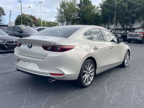 Used 2023 MAZDA MAZDA3 s FWD image 7