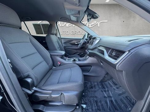 Used 2022 GMC Terrain SLE w/ Driver Convenience Package image 24