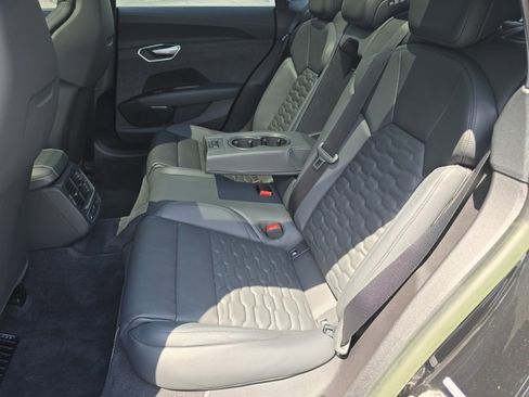 Used 2023 Audi e-tron GT Premium Plus w/ Performance Package image 37