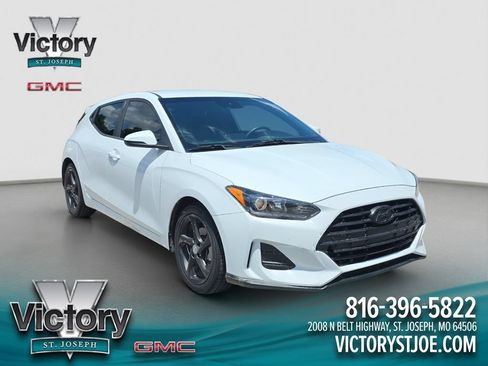 Used 2019 Hyundai Veloster 2.0 FWD image 1