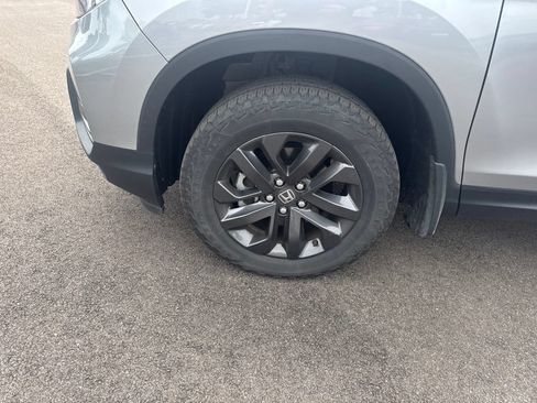 Used 2024 Honda Ridgeline Sport image 22