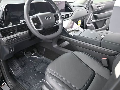 New 2026 INFINITI QX80 Luxe w/ Cargo Package image 14