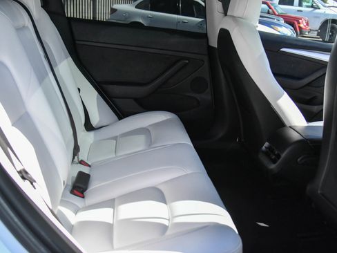 Used 2023 Tesla Model 3 Standard Range RWD image 38