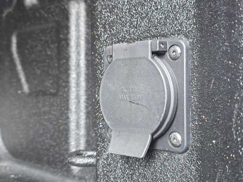 Used 2024 GMC Sierra 1500 Denali Ultimate image 13